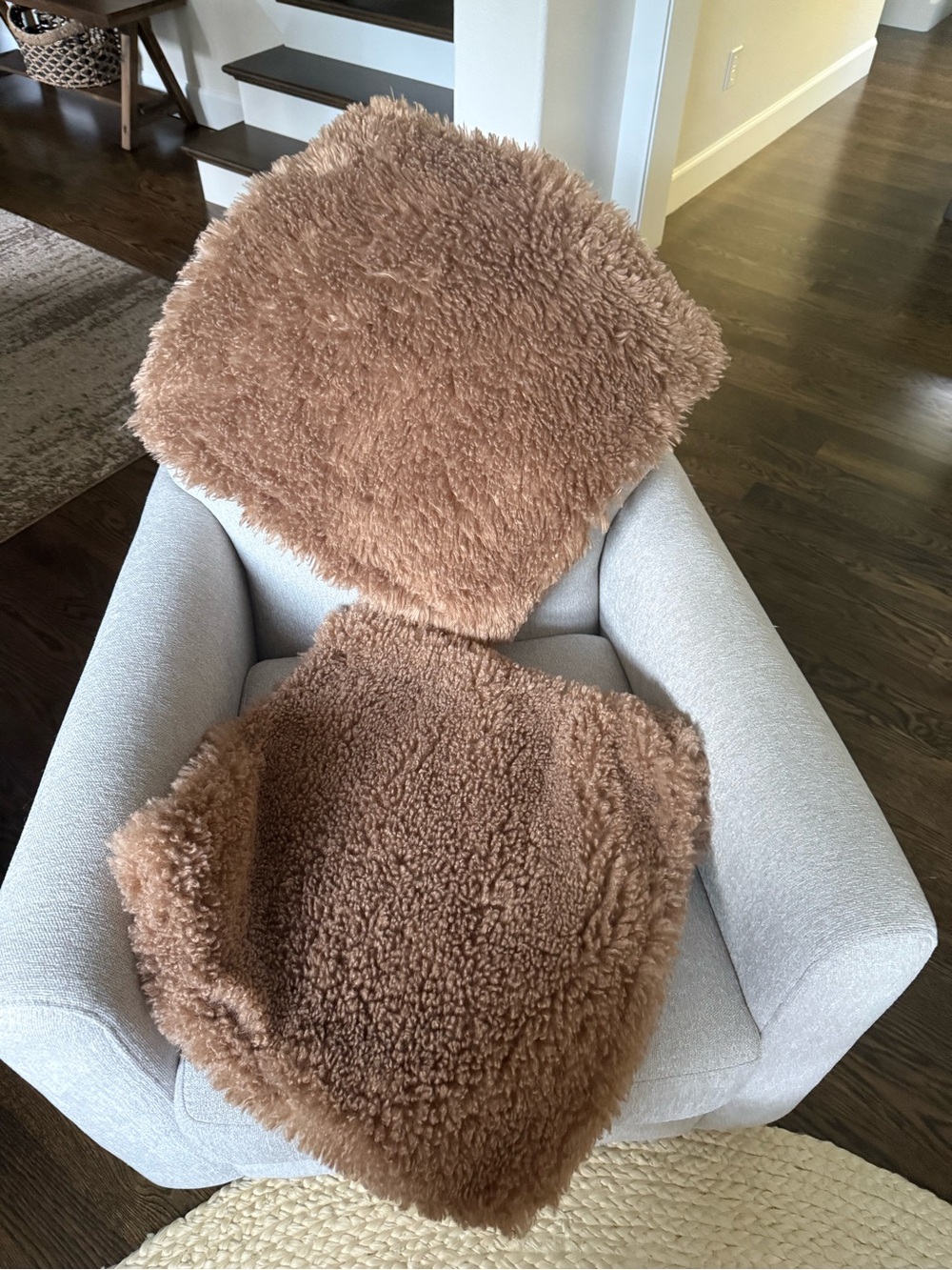 2 Pottery Barn Dream Faux Fur Pillow Covers in Cognac - Picture 4 of 7